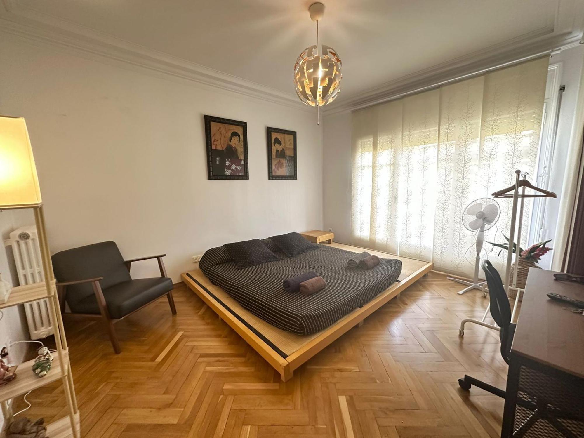 Alojamiento Nuevo Balmes Барселона Экстерьер фото